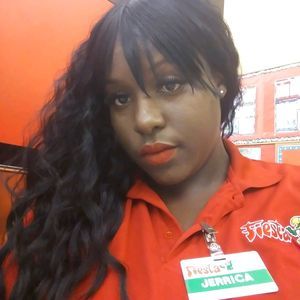 Meet your Posher, Jerrica